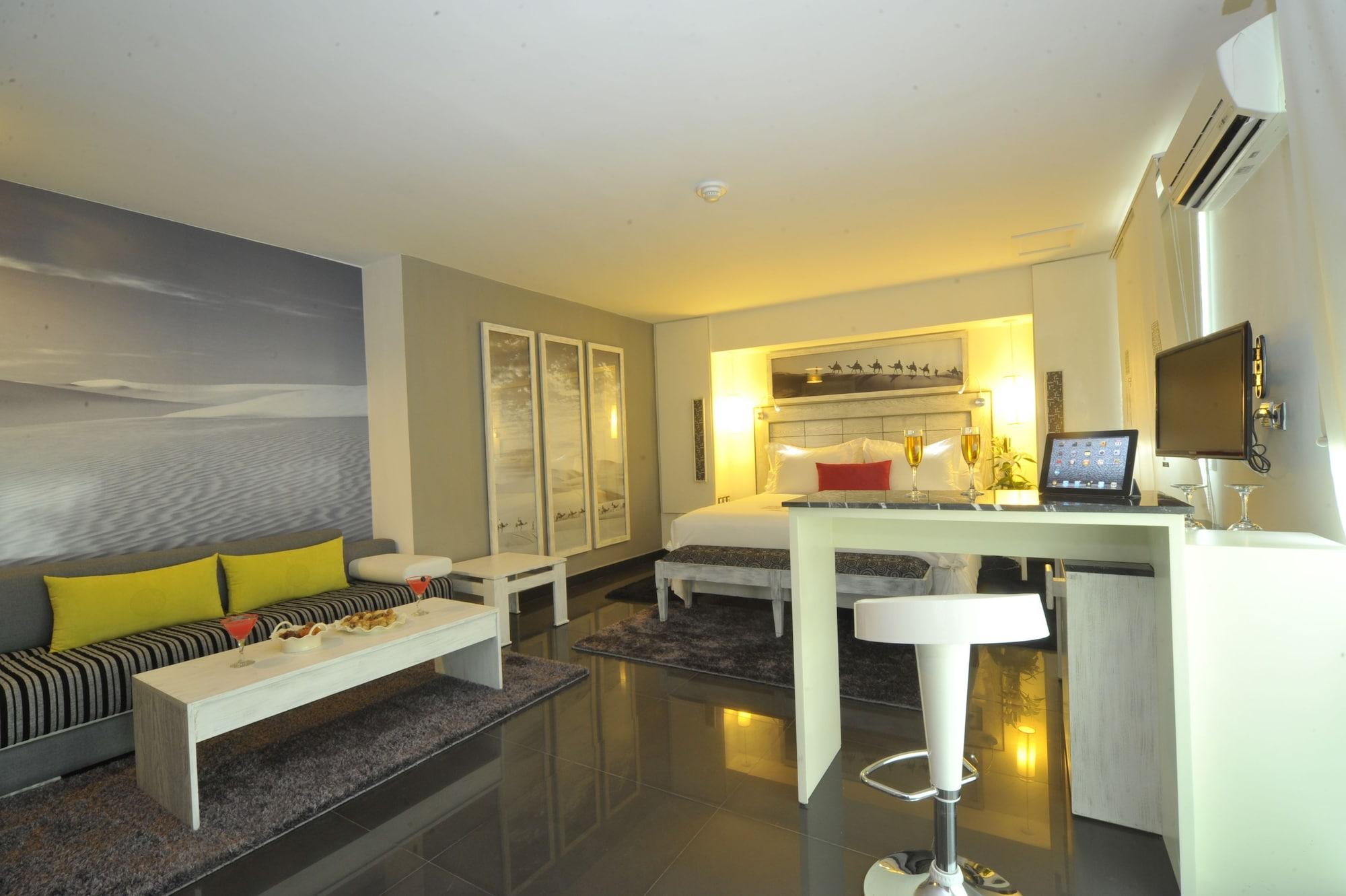 Le Trianon Luxury Hotel & Spa Casablanca Exterior photo